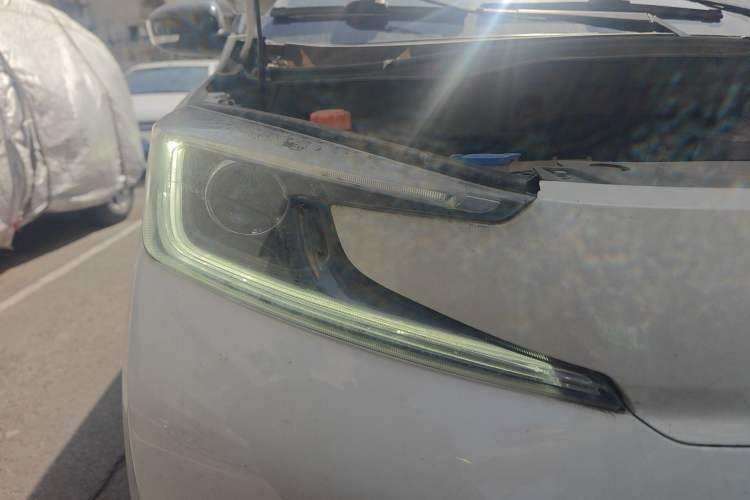 Used Electric House YOUNG Light XiaoXin 2021 L400 4-seater Right Front Headlight