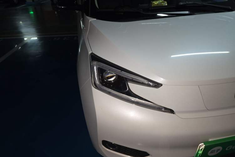 Used Electric House YOUNG Light XiaoXin 2021 L400 4-seater Right Front Headlight
