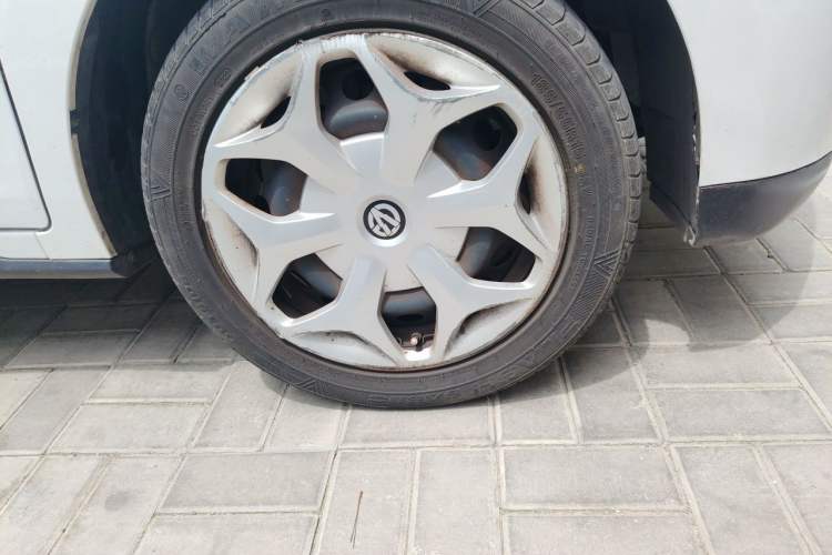 Used Electric House YOUNG Light XiaoXin 2021 S400 4-seater Right Front Wheel Hub