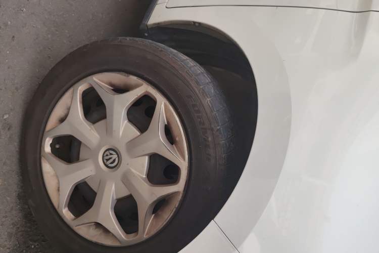 Used Electric House YOUNG Light XiaoXin 2021 S400 4-seater Right Front Wheel Hub