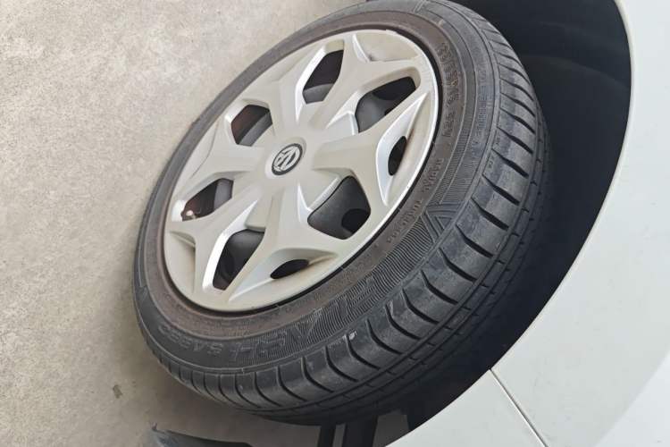 Used Electric House YOUNG Light XiaoXin 2021 S400 4-seater Right Front Wheel Hub