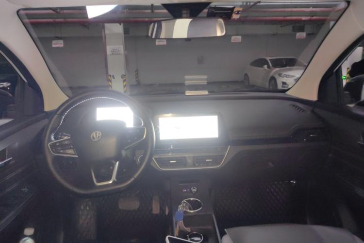 Used Electric House YOUNG Light XiaoXin 2023 408KM Pearl Edition Center Console