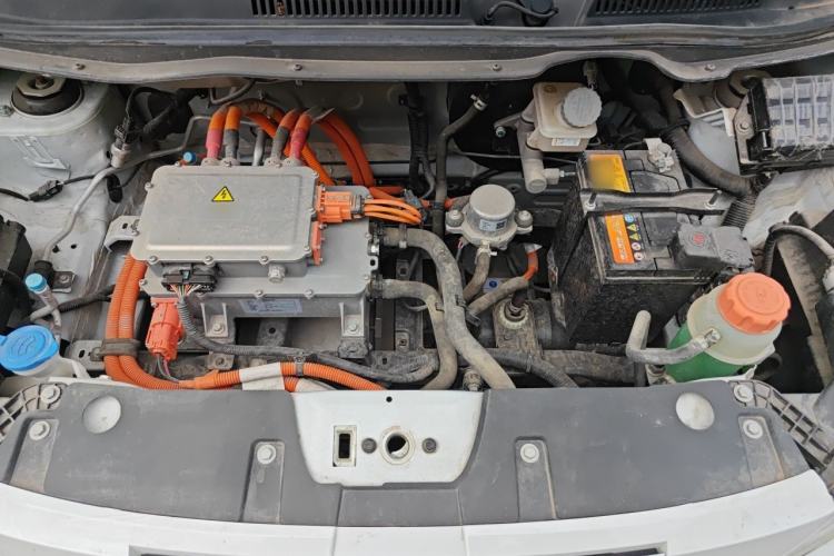 Used Electric House YOUNG Light XiaoXin 2023 302KM Original Version Engine Bay