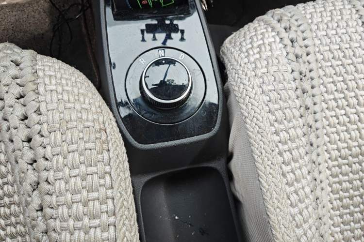 Used Electric House YOUNG Light XiaoXin 2023 302KM Original Version Gear Lever