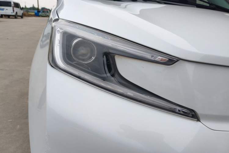 Used Electric House YOUNG Light XiaoXin 2023 302KM Original Version Right Front Headlight