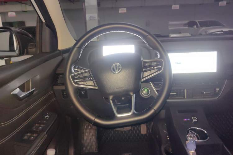 Used Electric House YOUNG Light XiaoXin 2023 408KM Pearl Edition Steering Wheel