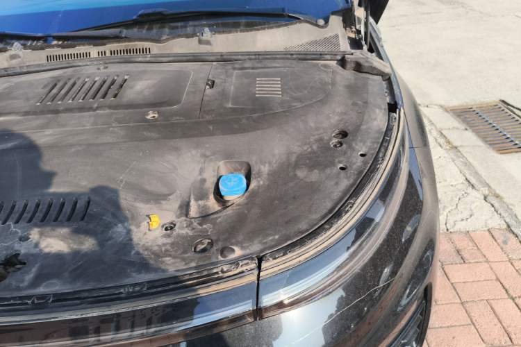 Used ENOVATE ME5 2021 PLUS JD.com Custom Edition Engine Bay Left