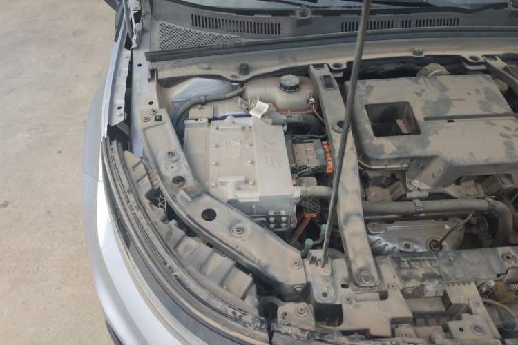 Used ENOVATE ME5 2021 1012 PRO Engine Bay Right