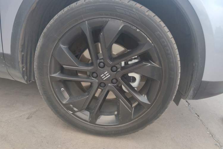 Used ENOVATE ME5 2021 1012 PRO Right Front Wheel Hub