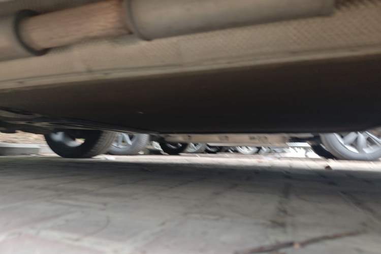 Used ENOVATE ME5 2021 PLUS JD.com Custom Edition Chassis Rear Left