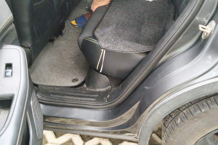 Used ENOVATE ME5 2021 1012 PRO Left Rear Seat