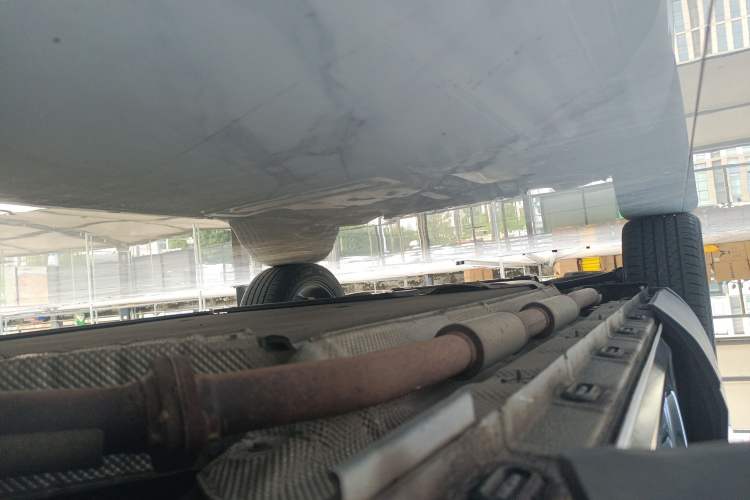 Used ENOVATE ME5 2021 1012 Chassis Front Right