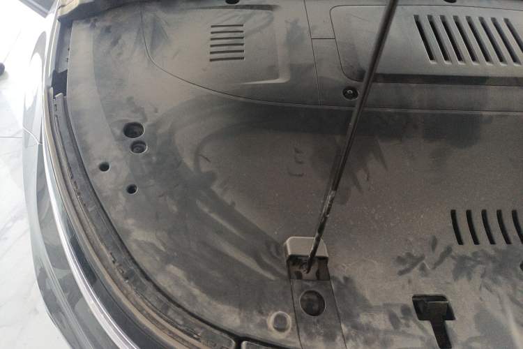 Used ENOVATE ME5 2021 1012 Engine Bay Right