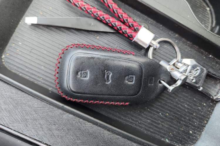 Used ENOVATE ME5 2021 1012 Vehicle Key