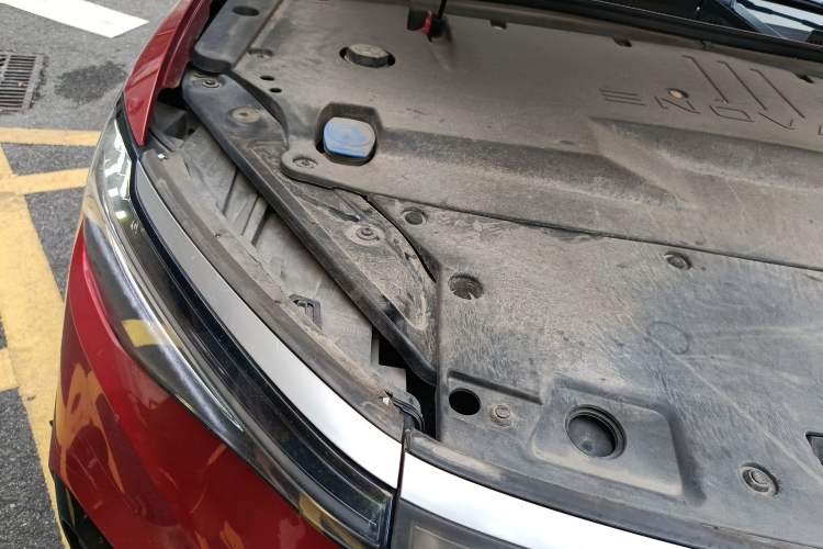 Used ENOVATE ME7 2019 Prestige Initial Edition Engine Bay Right