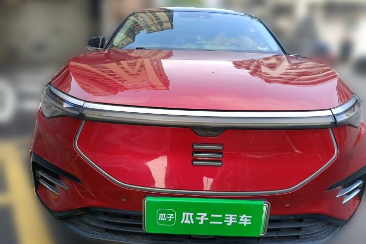 Used ENOVATE ME7 2019 Prestige Initial Edition Front