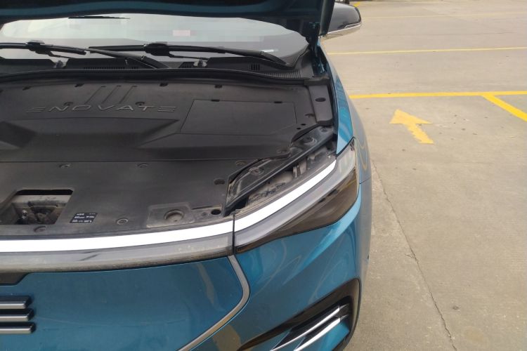 Used ENOVATE ME7 2021 530 km Engine Bay Left
