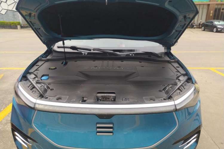 Used ENOVATE ME7 2021 530 km Engine Bay