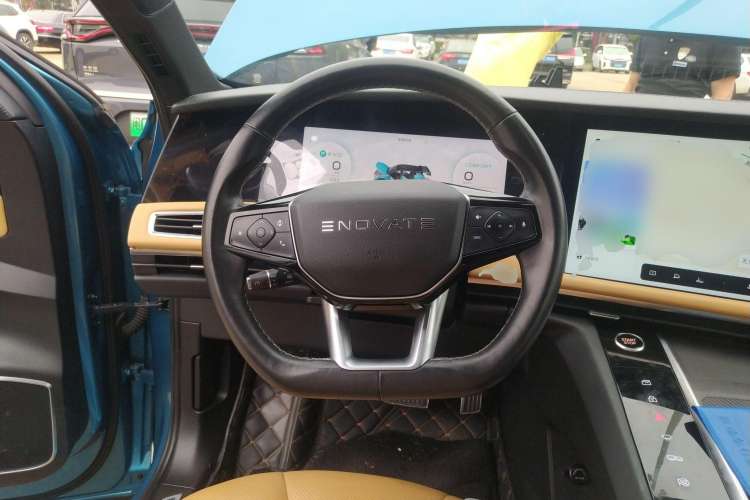 Used ENOVATE ME7 2021 530 km Steering Wheel