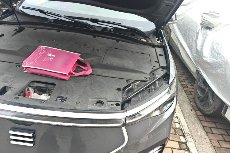 Used ENOVATE ME7 2021 530 km Engine Bay Left