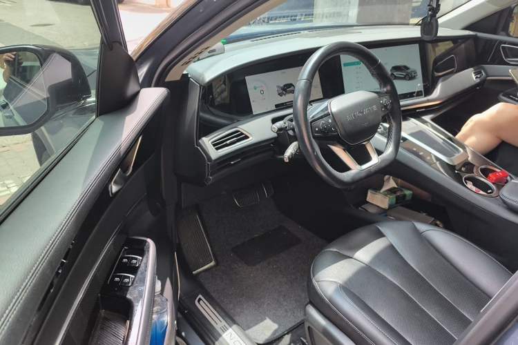 Used ENOVATE ME7 2021 530 km Driver Seat