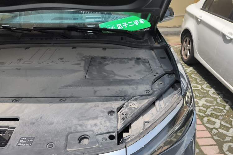 Used ENOVATE ME7 2021 530 km Engine Bay Left