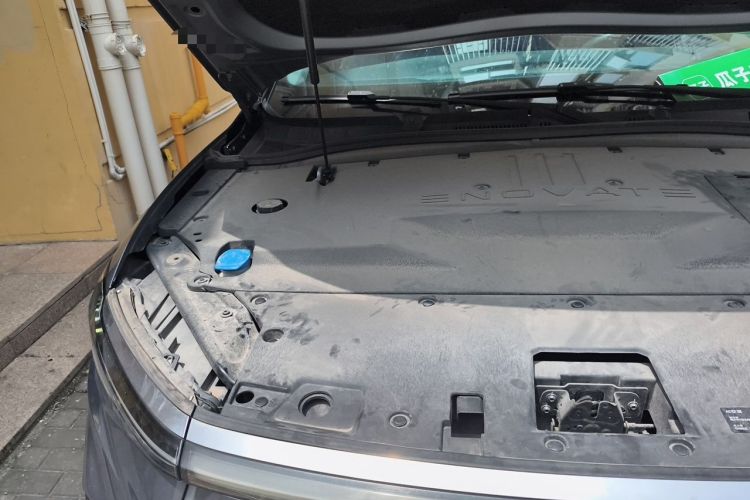 Used ENOVATE ME7 2021 530 km Engine Bay Right