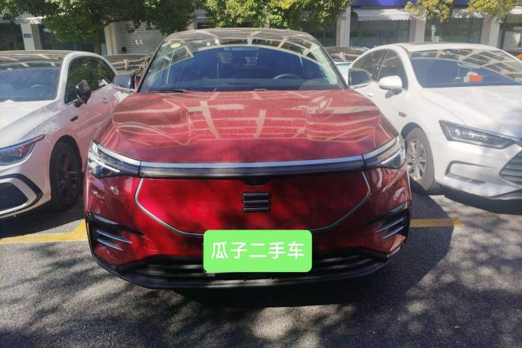 Used ENOVATE ME7 2021 530 km Front