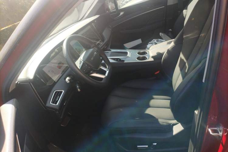 Used ENOVATE ME7 2021 530 km Left Front Seat
