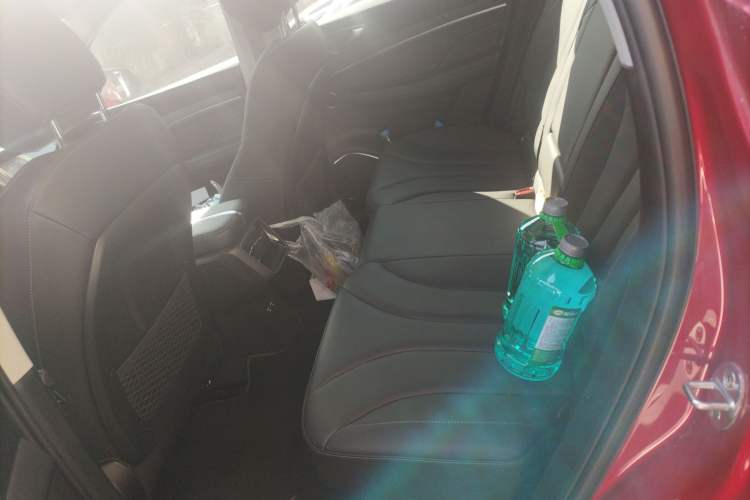 Used ENOVATE ME7 2021 530 km Left Rear Seat