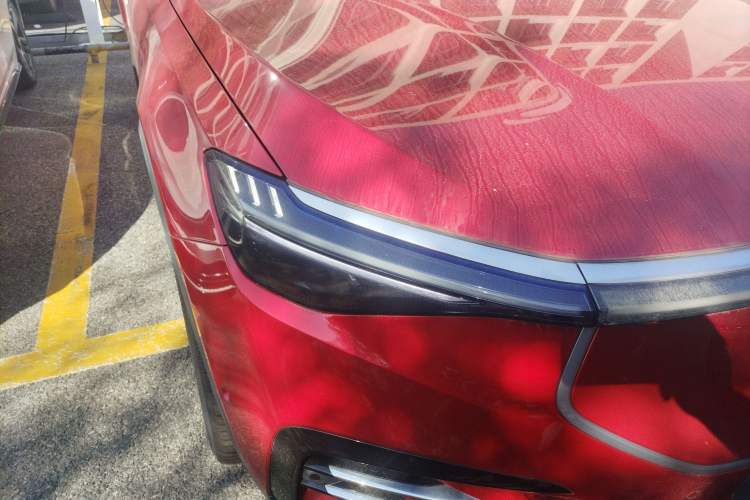 Used ENOVATE ME7 2021 530 km Right Front Headlight