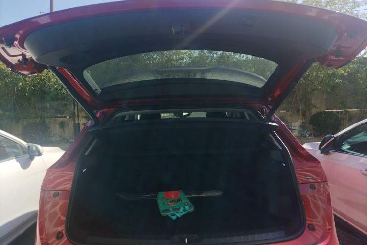 Used ENOVATE ME7 2021 530 km Trunk