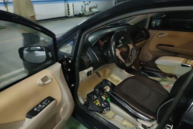 Used Everus S1 2011 1.3L Manual Comfort Edition Driver Seat
