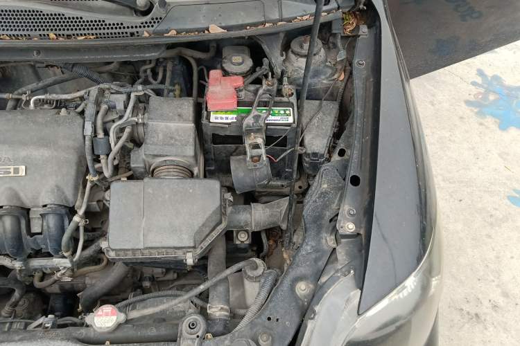 Used Everus S1 2011 1.3L Automatic Comfort Edition Engine Bay Left
