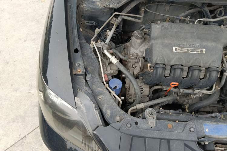 Used Everus S1 2011 1.3L Automatic Comfort Edition Engine Bay Right