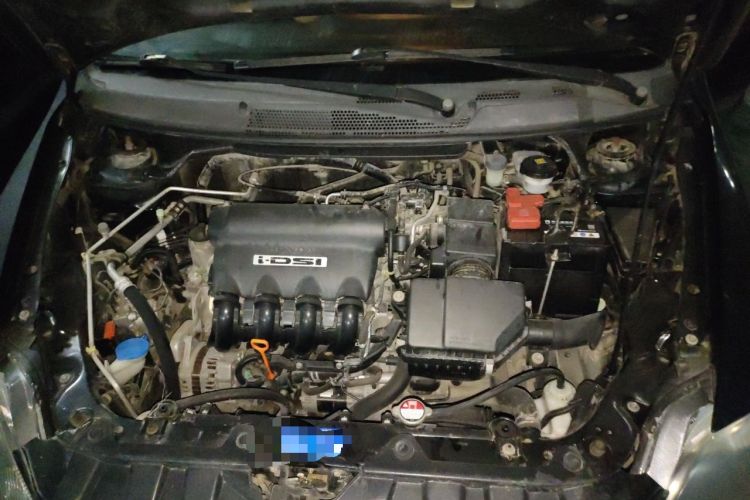 Used Everus S1 2011 1.3L Manual Comfort Edition Engine Bay