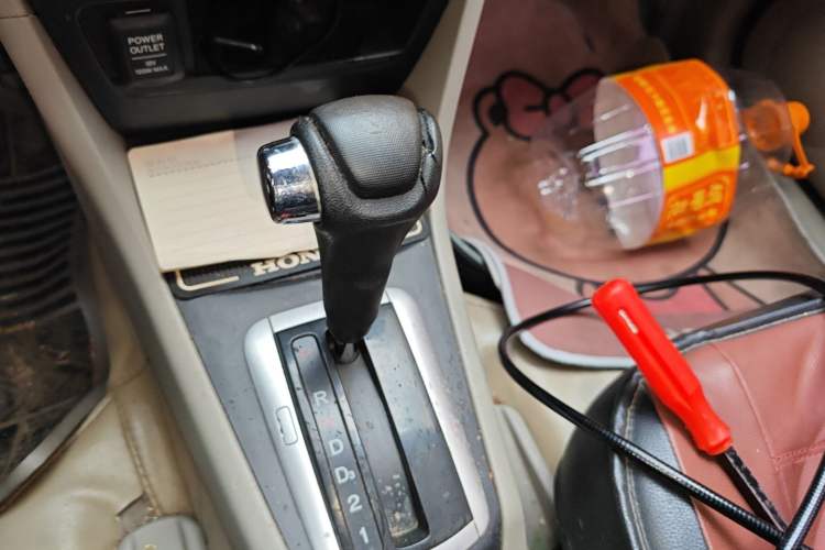 Used Everus S1 2011 1.3L Automatic Comfort Edition Gear Lever