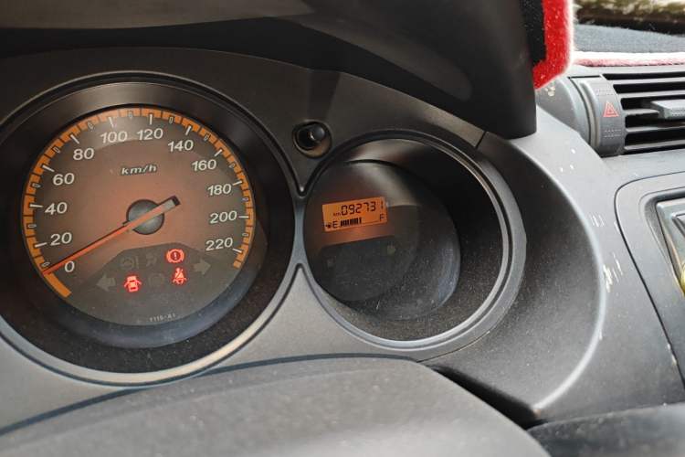 Used Everus S1 2011 1.3L Automatic Comfort Edition Odometer Close Up