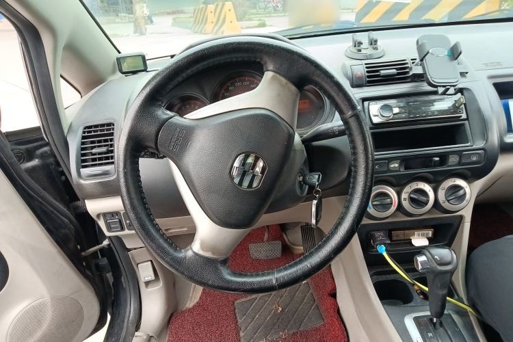Used Everus S1 2011 1.3L Automatic Comfort Edition Steering Wheel