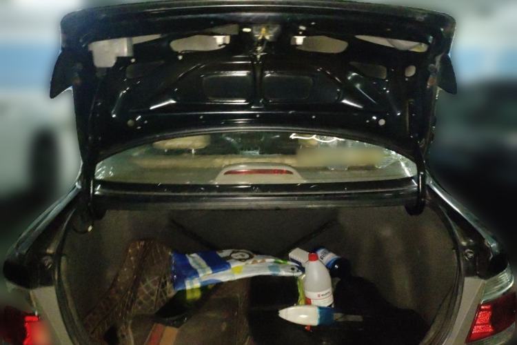 Used Everus S1 2011 1.3L Manual Comfort Edition Trunk