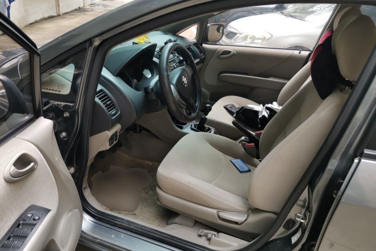 Used Everus S1 2011 1.3L Manual Comfort Edition Driver Seat