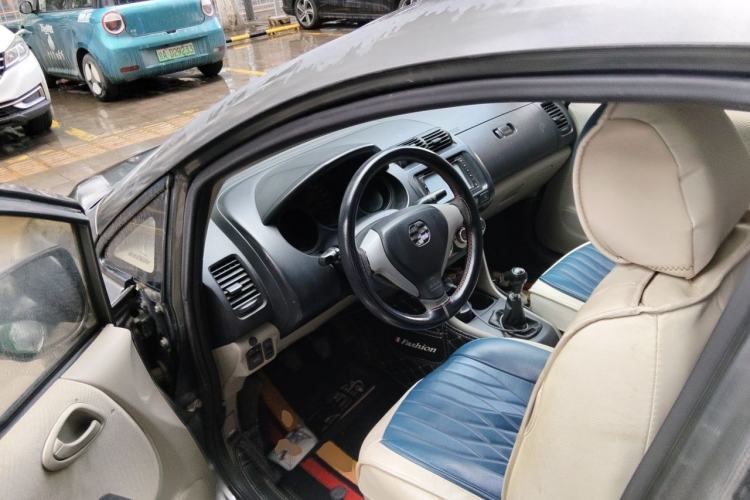 Used Everus S1 2011 1.3L Manual Comfort Edition Driver Seat