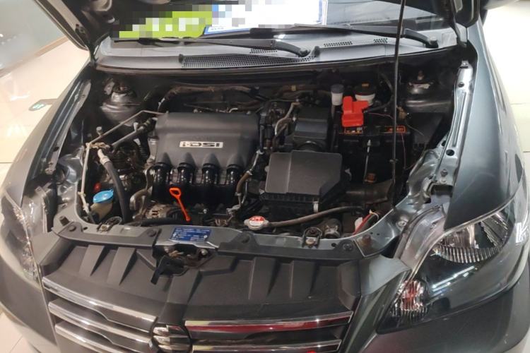 Used Everus S1 2011 1.3L Manual Comfort Edition Engine Bay