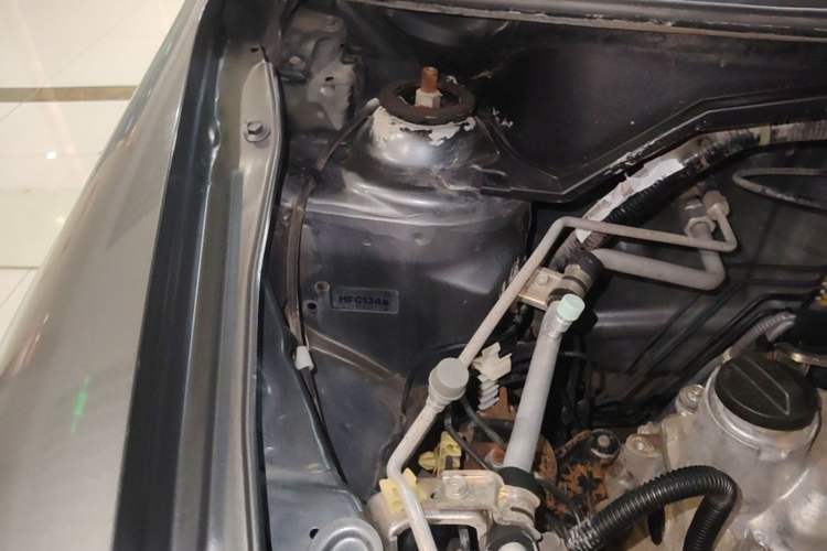Used Everus S1 2011 1.3L Manual Comfort Edition Engine Bay Right