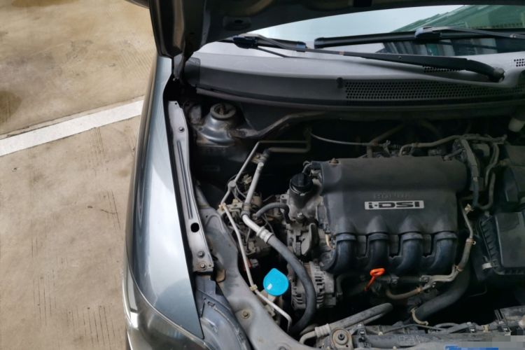 Used Everus S1 2011 1.3L Manual Comfort Edition Engine Bay Right