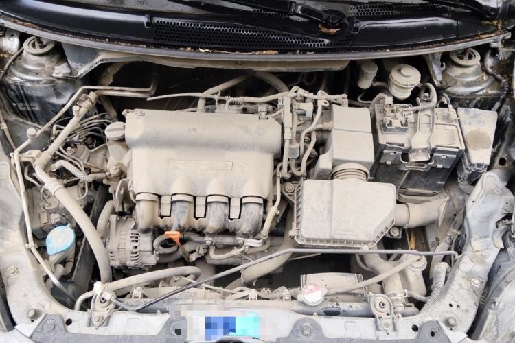 Used Everus S1 2011 1.3L Manual Comfort Edition Engine Bay