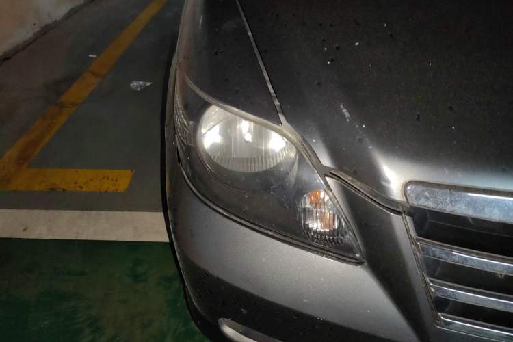 Used Everus S1 2011 1.3L Automatic Comfort Edition Right Front Headlight