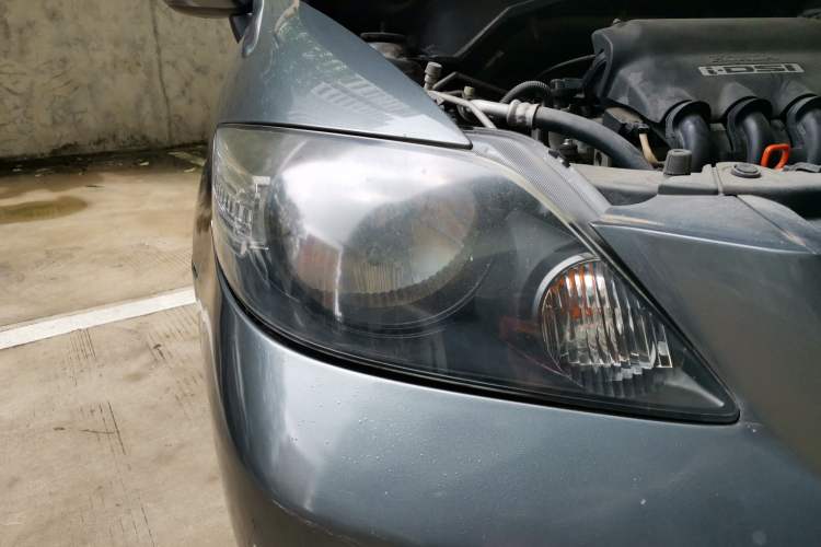 Used Everus S1 2011 1.3L Manual Comfort Edition Right Front Headlight