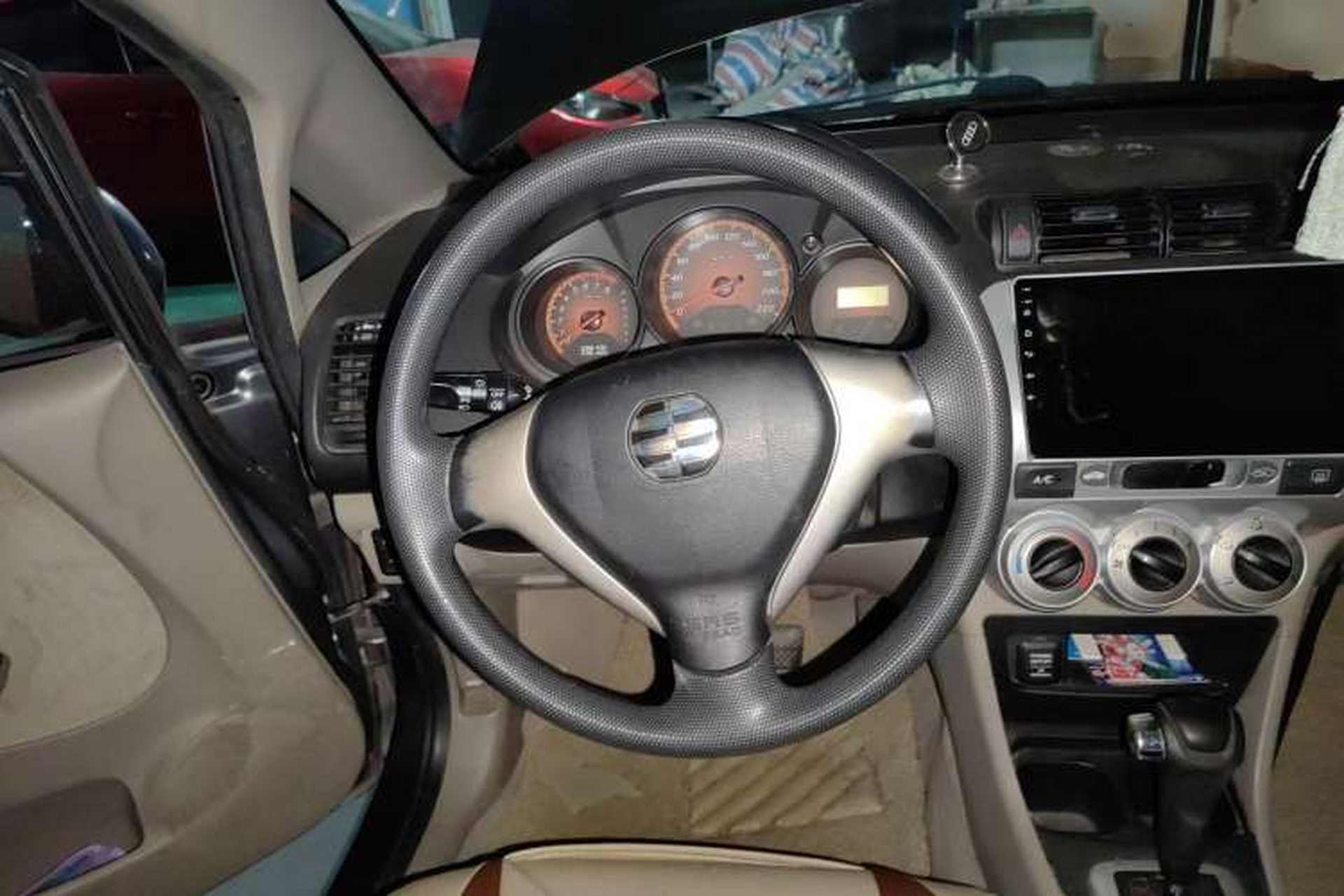 Used Everus S1 2011 1.3L Automatic Comfort Edition Steering Wheel