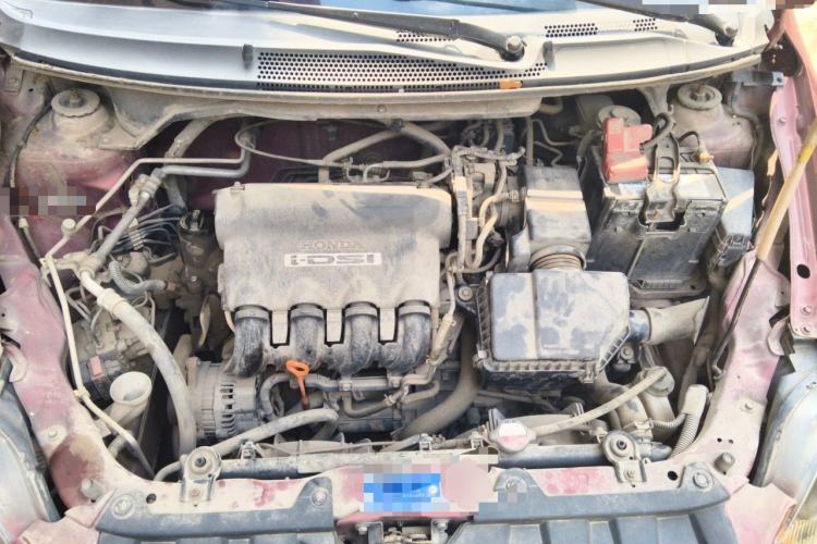 Used Everus S1 2011 1.3L Automatic Comfort Edition Engine Bay
